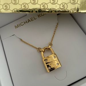 Michael Kors Trademark Lock Necklace 🏷
